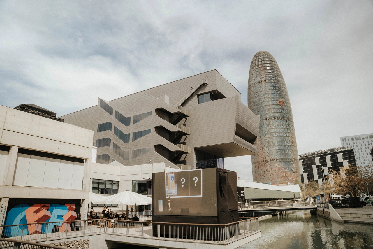 Offf-Barcelona-Open-Room
