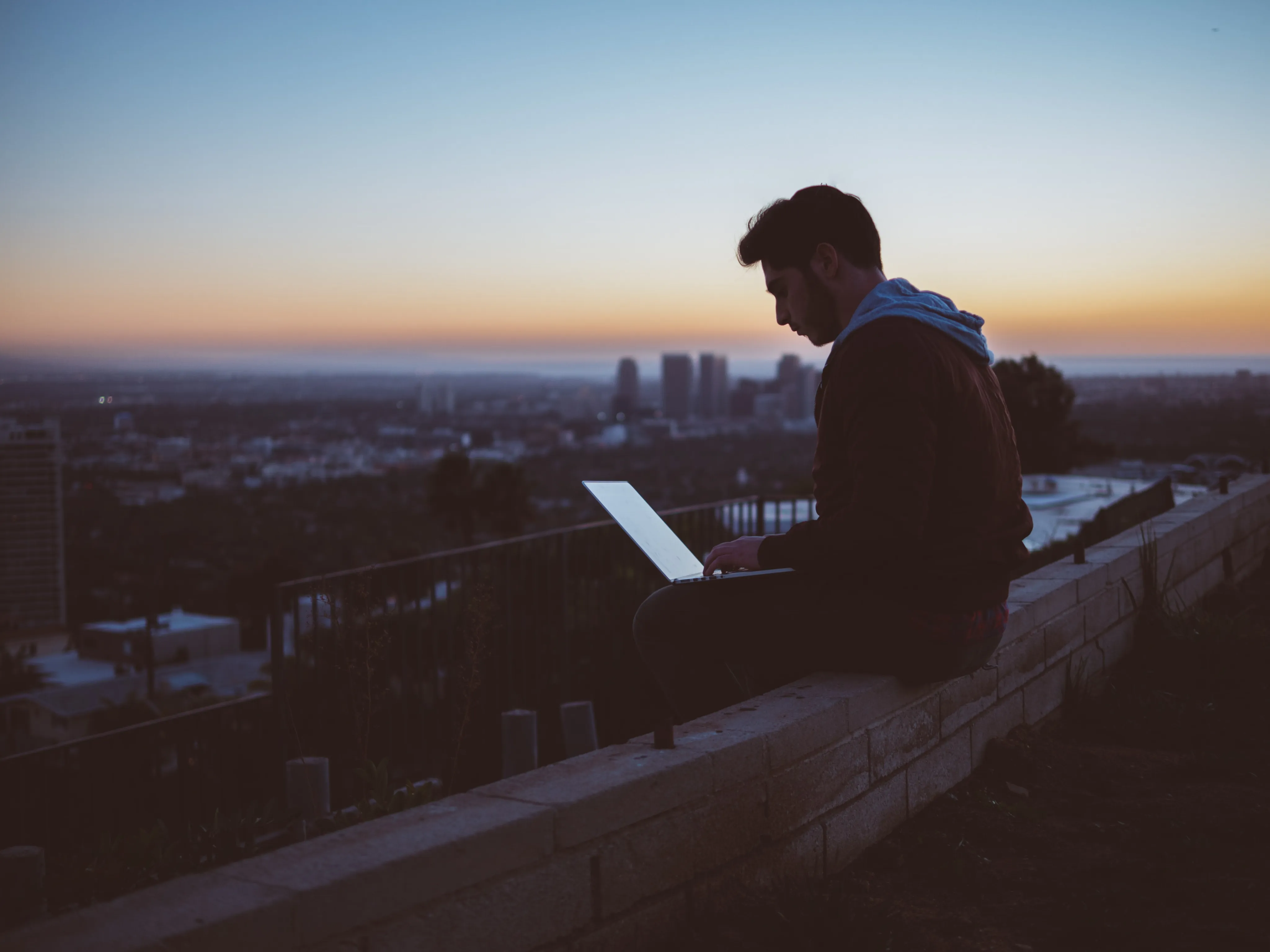 Remote-Arbeit-Sonnenuntergang